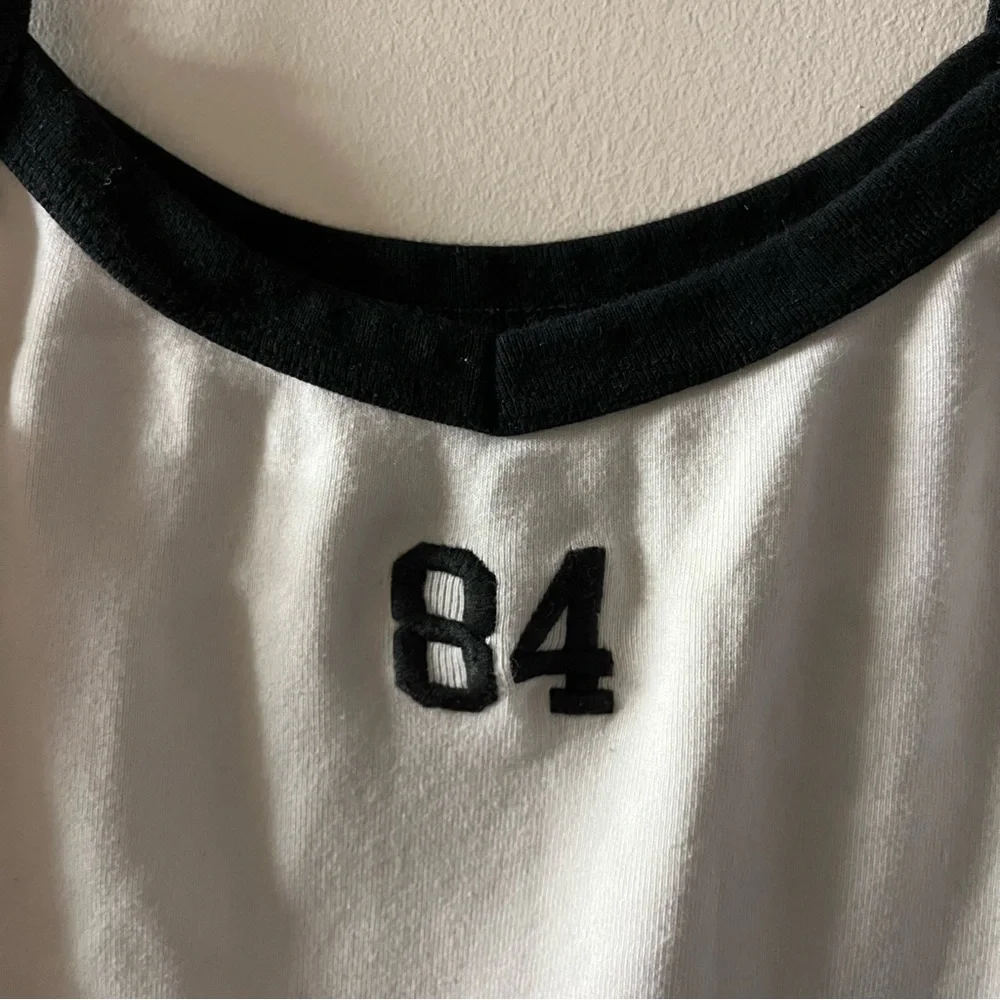 Brandy Melville Cream Sleeveless Fitted Tank Top - Picture 3 of 3